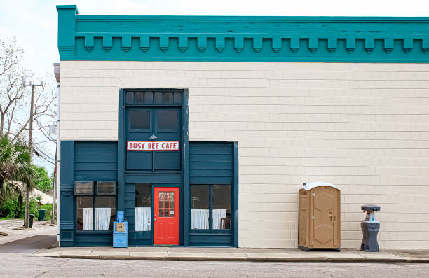 Portable Toilet Options We Offer in Oak Hills, CA